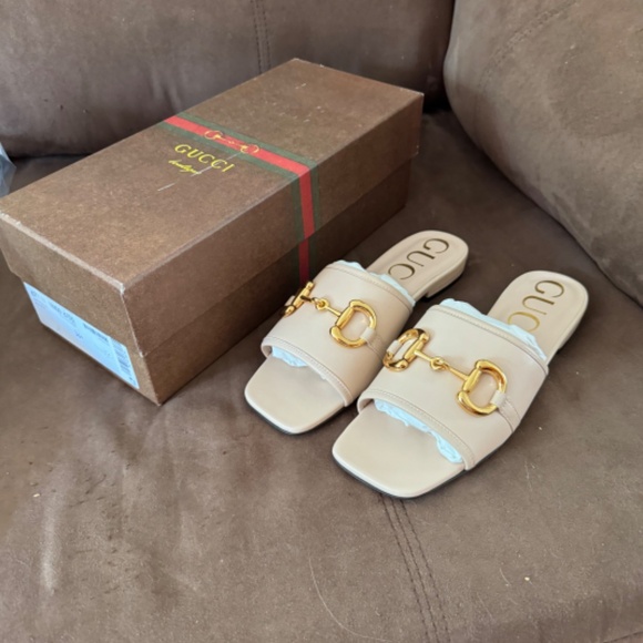 Gucci Horsebit Slides in Skin Rose (36.5)! NEW WITH TAGS! - Picture 1 of 9